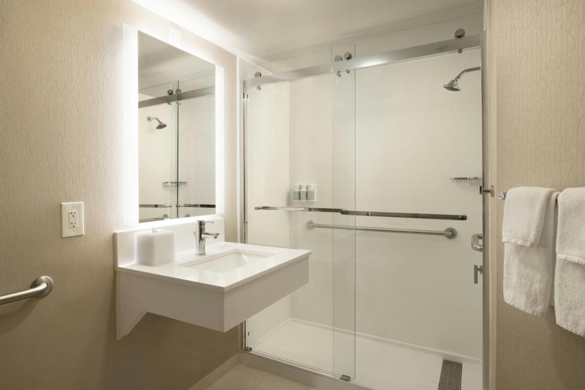 SpringHill Suites Fort Worth University - Housity
