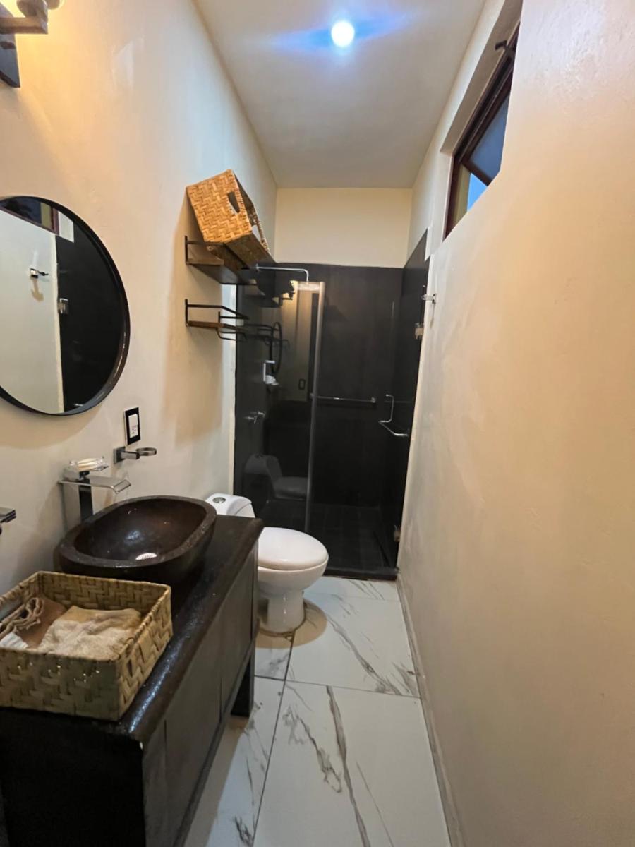 Kolombrini Hotel - Housity