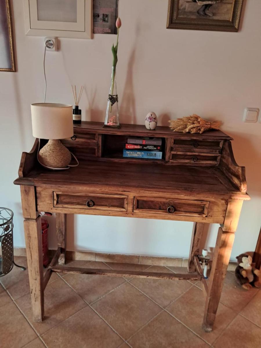 A View from the Attic Window. Kyparissia, Messinia - Housity