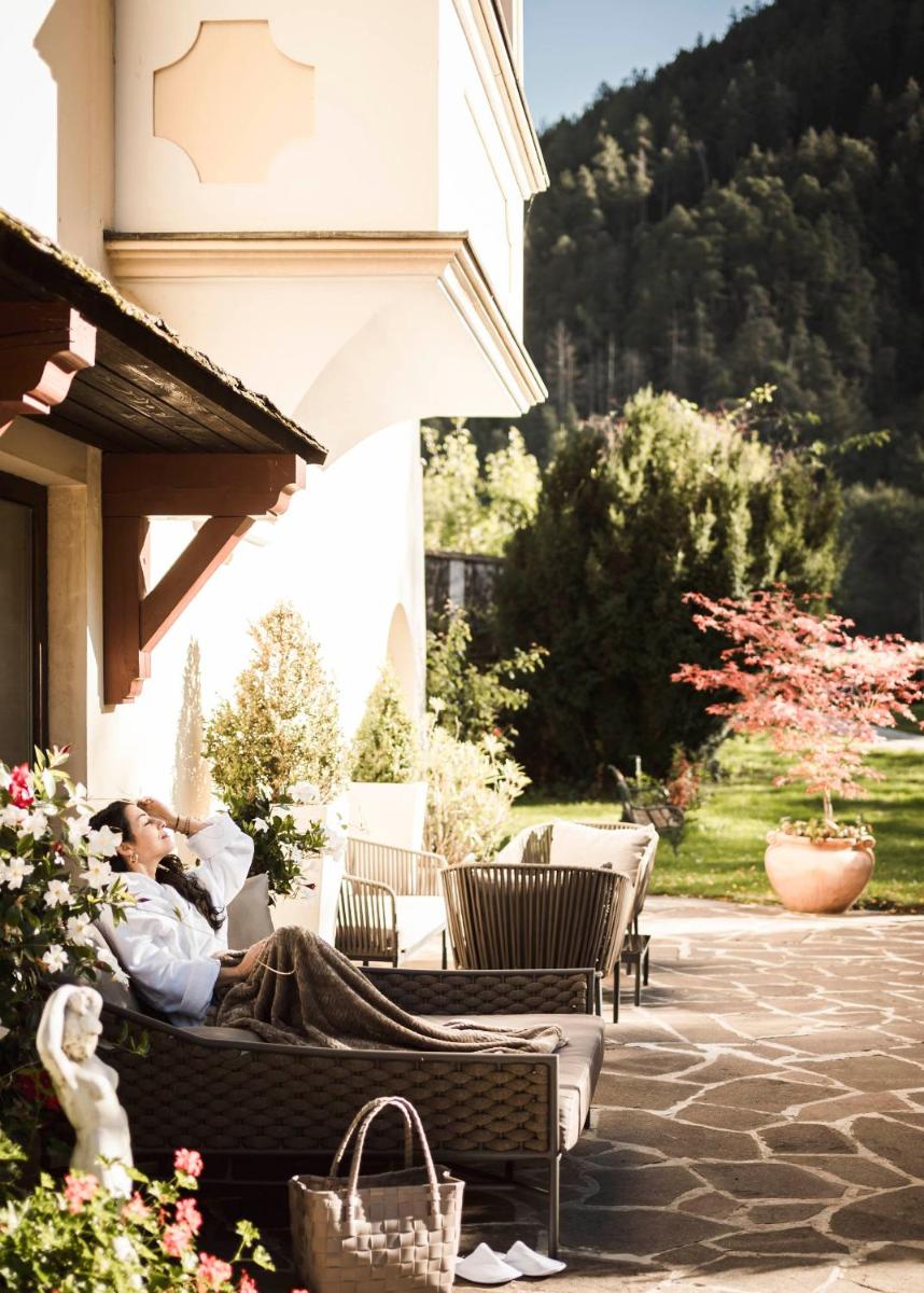 Romantik Hotel & Restaurant Stafler - Housity