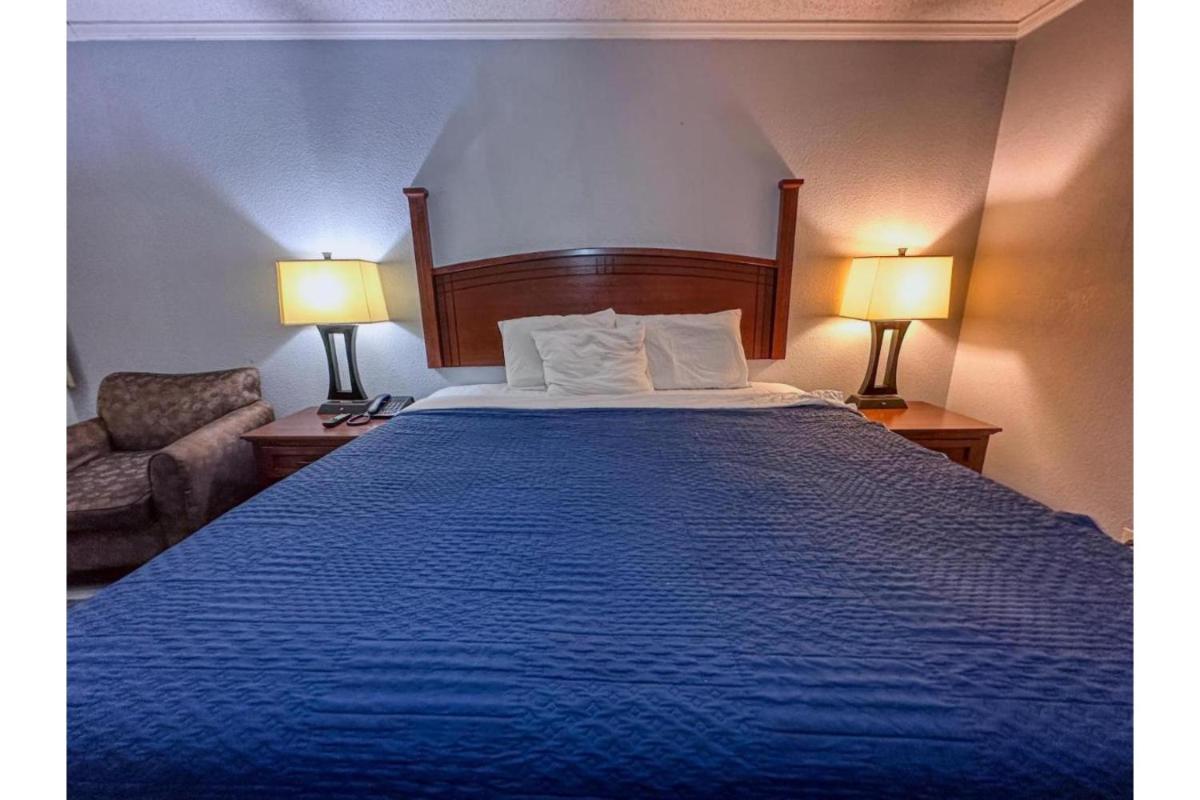 Jacksonville Inn - Housity