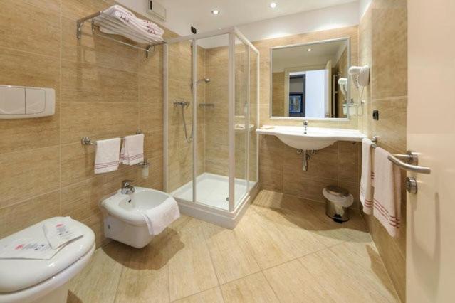 Confidence Hotel Viadana - Housity