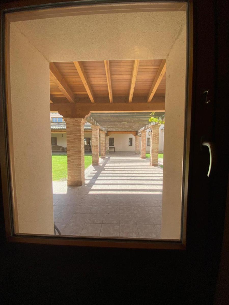 Casas Olmo y Fresno jardín y piscina a 17 kilómetros de Salamanca - Housity