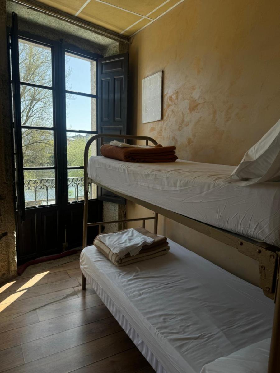Roots and Boots - Housity