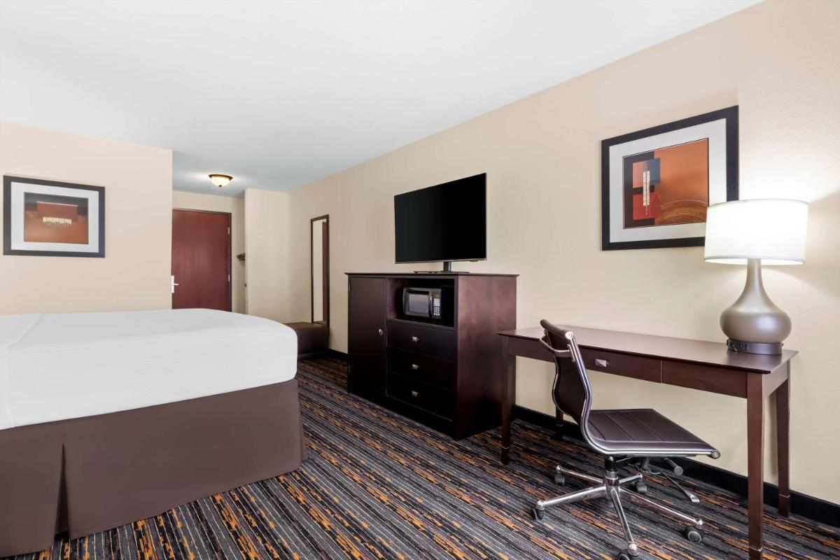 Best Western Kenosha Inn - Housity