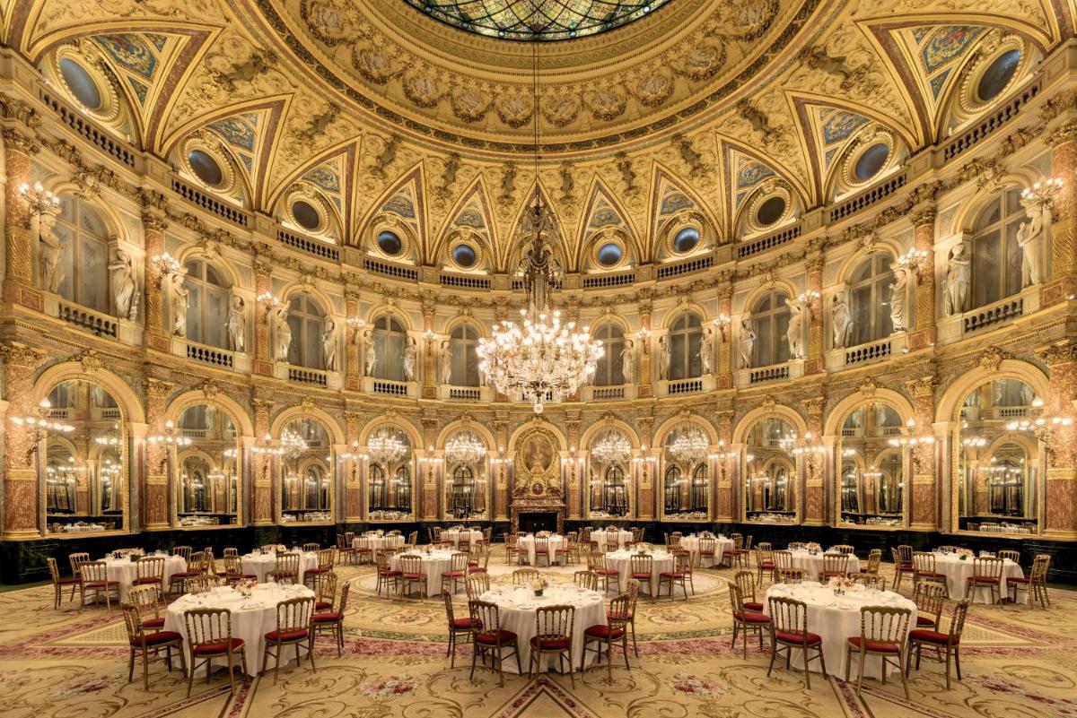 Restaurant ou autre lieu de restauration dans l'établissement InterContinental Paris Le Grand by IHG