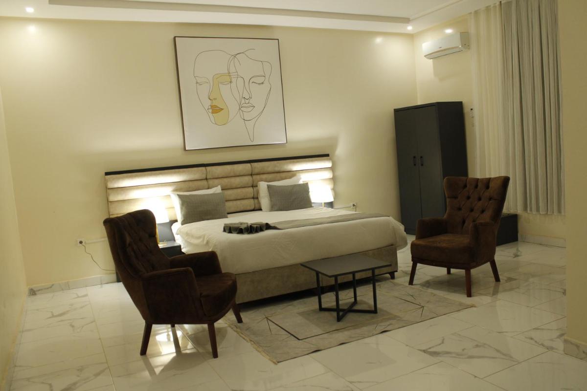 Urban Hotel Suites - Hizvo