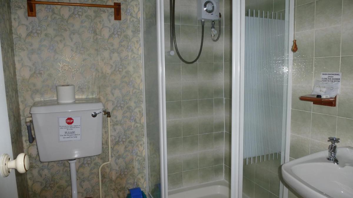 Whitehall Guest House - Housity