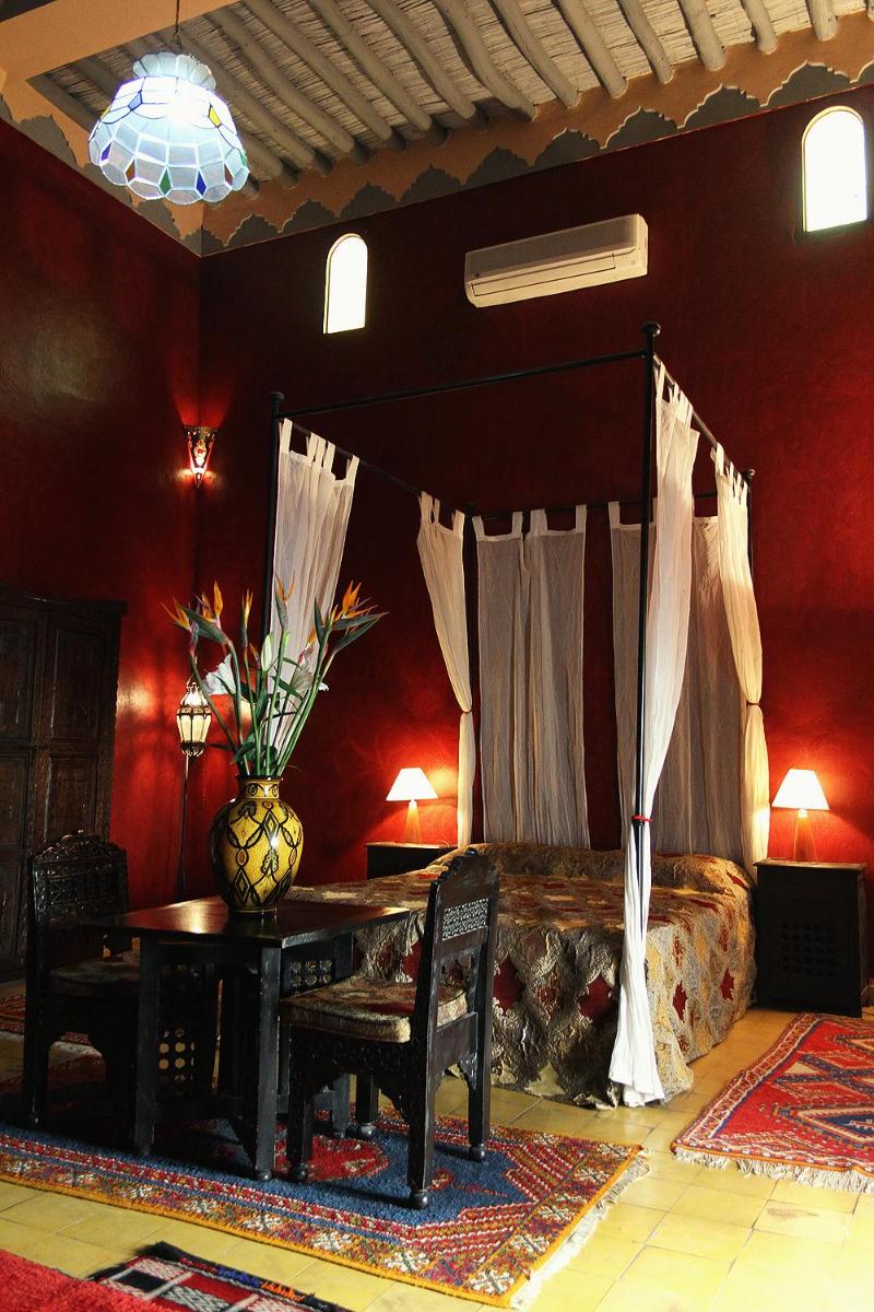 Riad Jomana - Housity