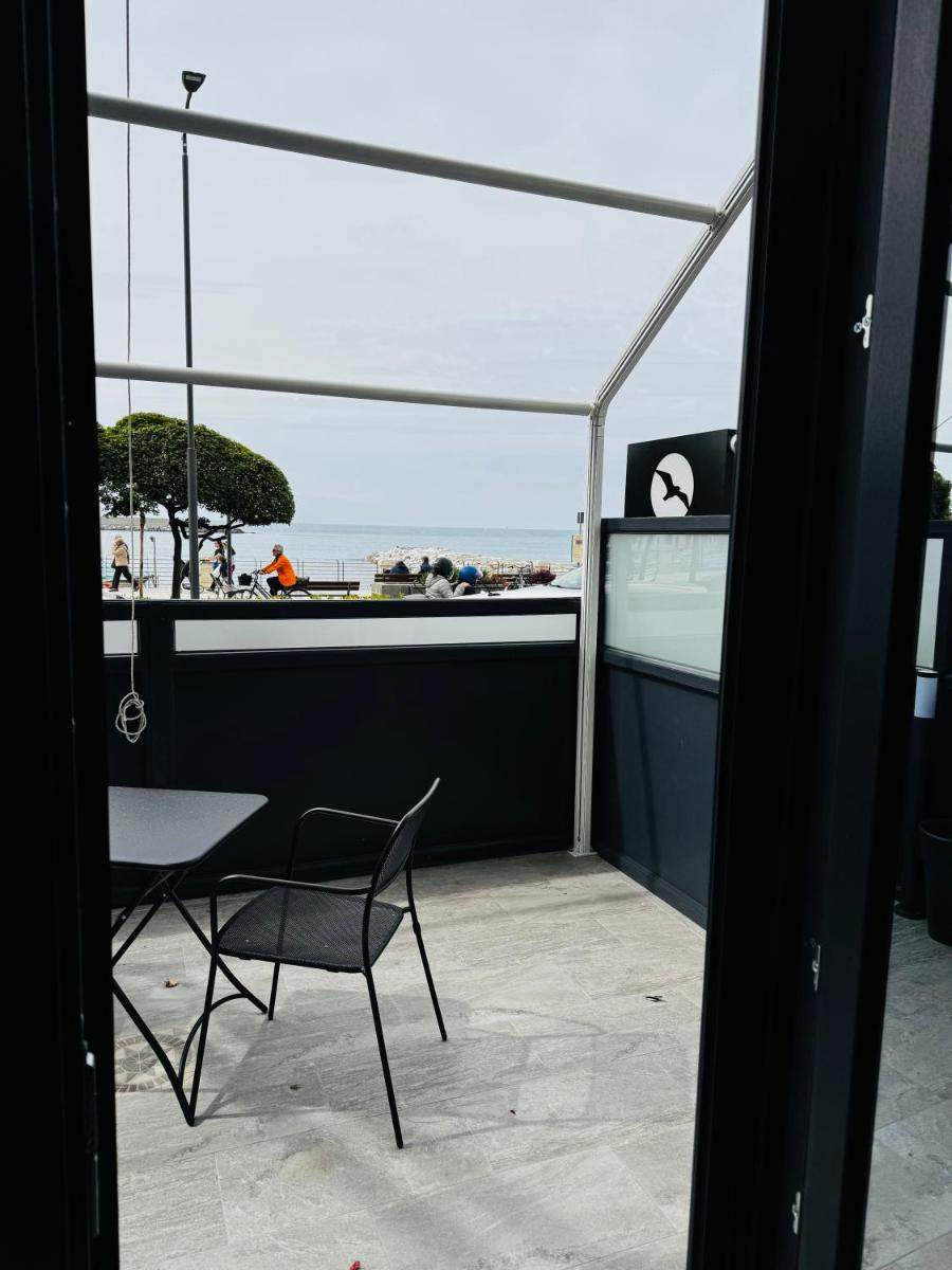 Blue Seagull Guest House - Housity