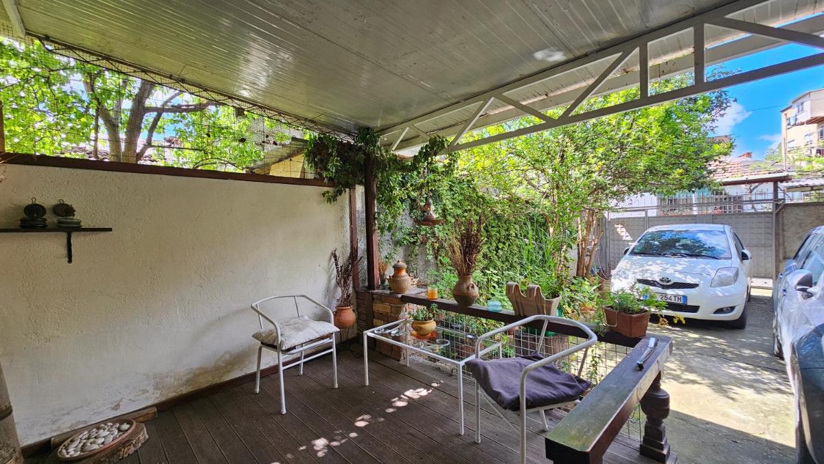 Angie's Shared Villa TAM - Hizvo
