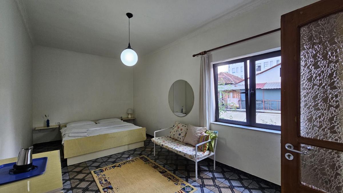 Angie's Shared Villa TAM - Hizvo