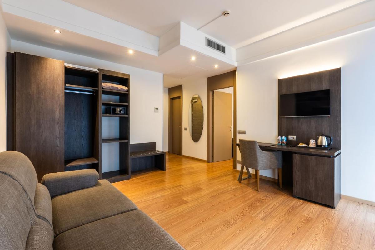 Hotel Como - Hizvo