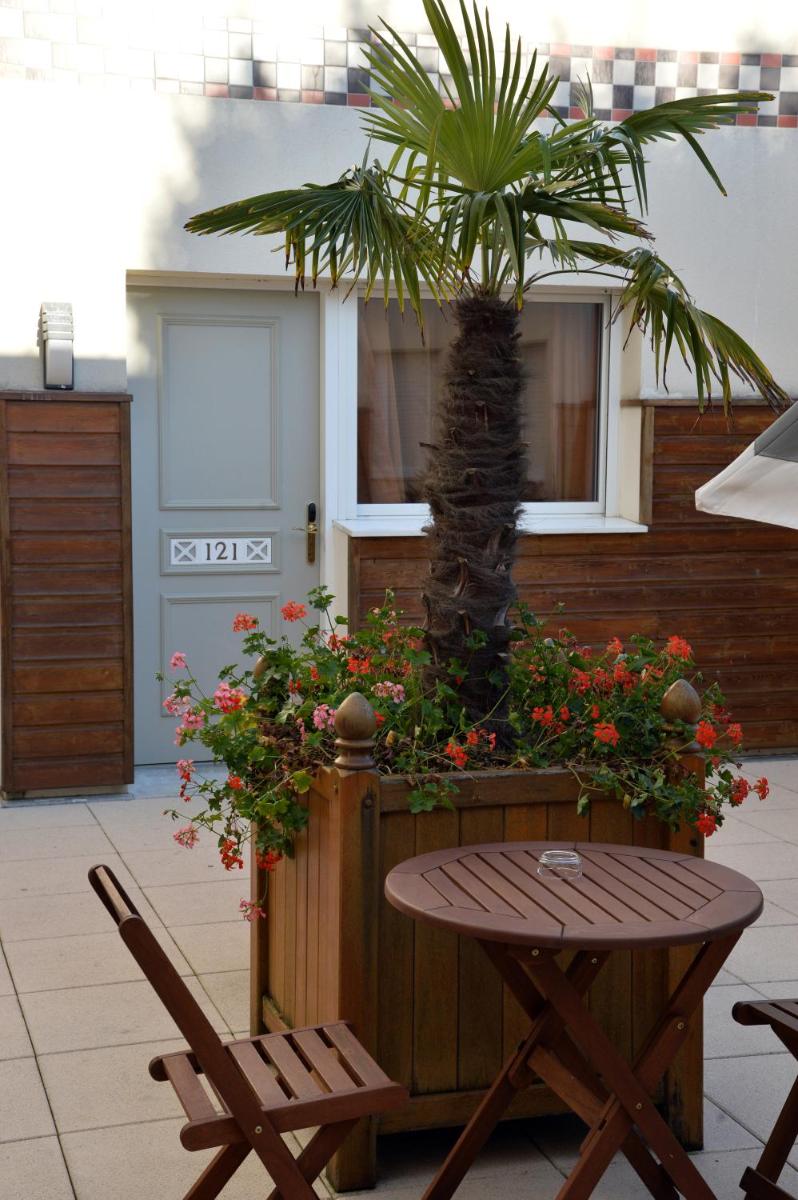 Balcon ou terrasse dans l'établissement Almoria Hôtel & SPA