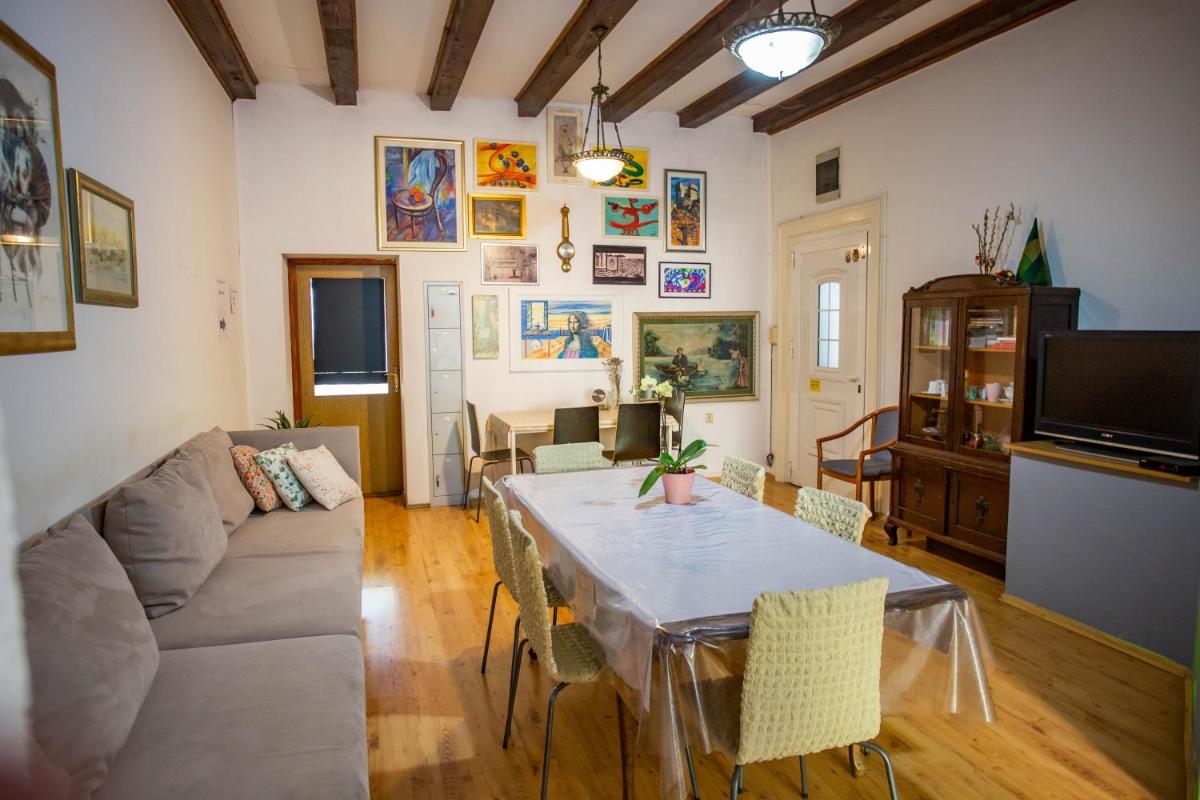 Anchi Guesthouse - Housity