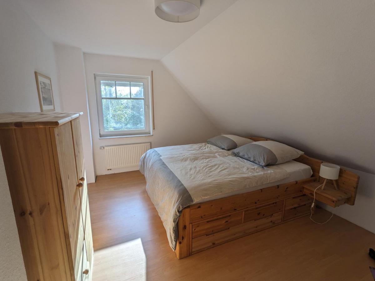 Ferienhaus im Zentrum von Augustfehn - Housity