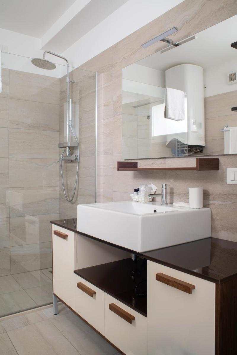 Hotel Eldorado, Depandance & Apartments - Housity