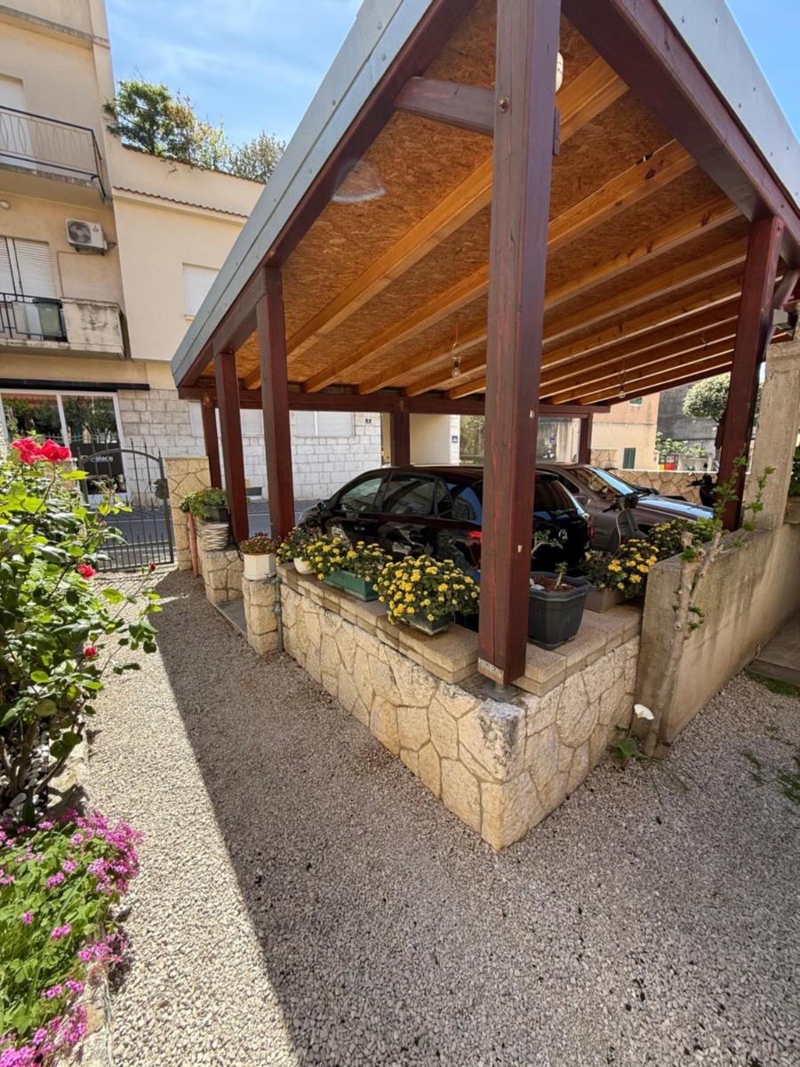 Apartment Batinica - Housity