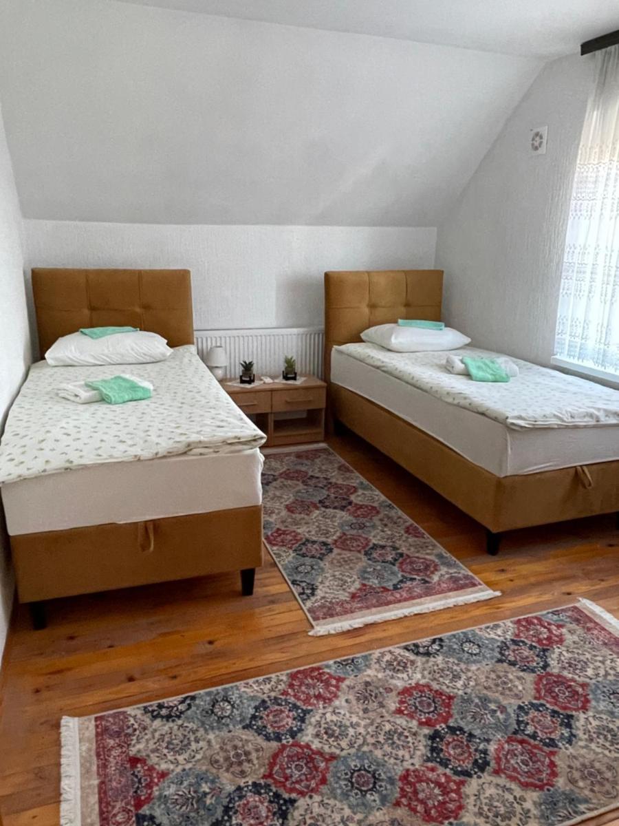 Sobe Lara - Housity