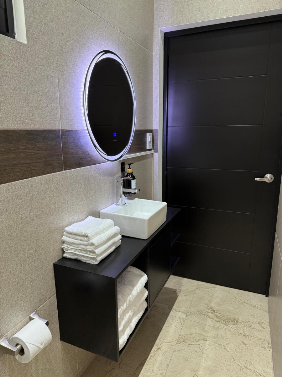 Hotel HS Confort - Housity