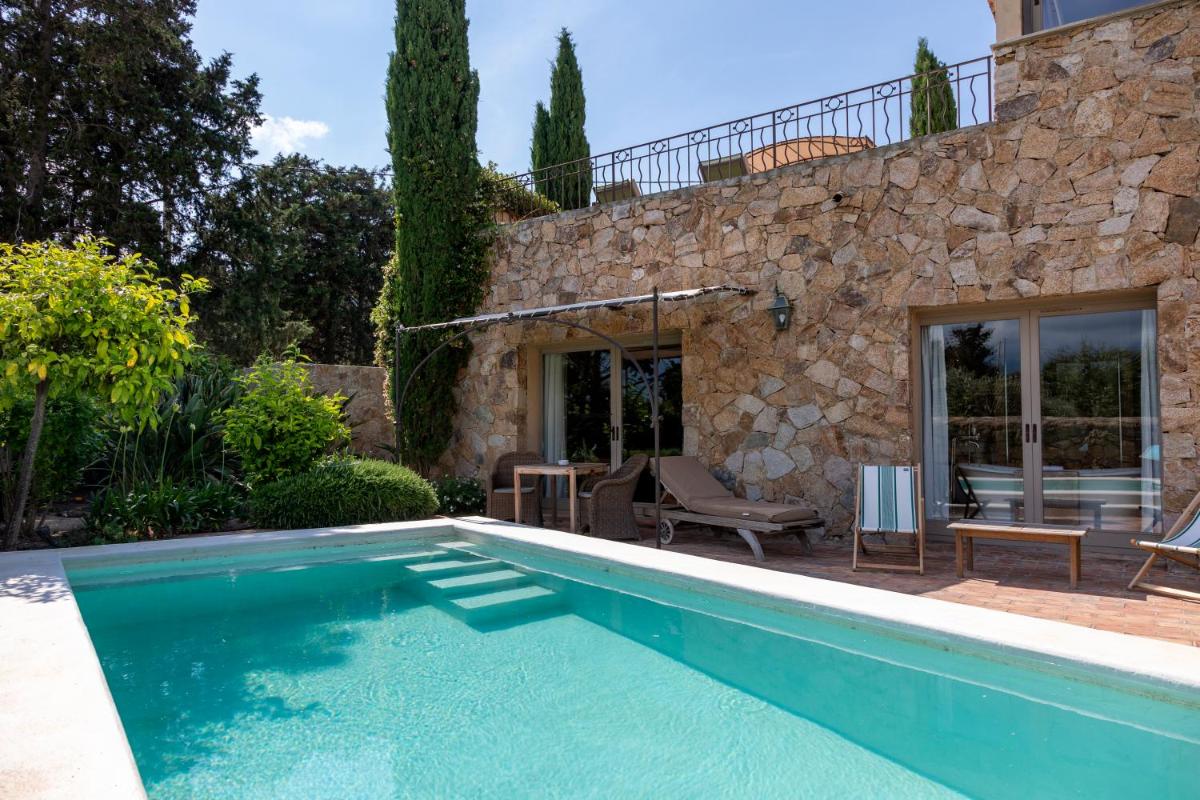 Piscine de l'établissement La Signoria & Spa ou située à proximité