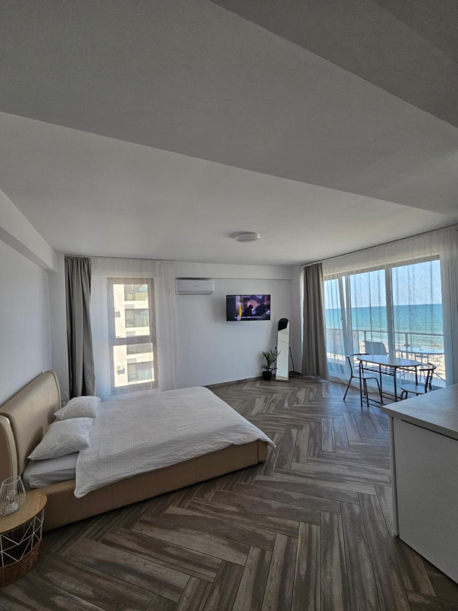 Beach Residence Studios Mamaia Nord 23 - Housity