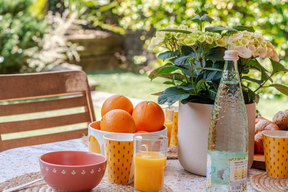 Pretty garden apartment next to a charming beach - Hizvo