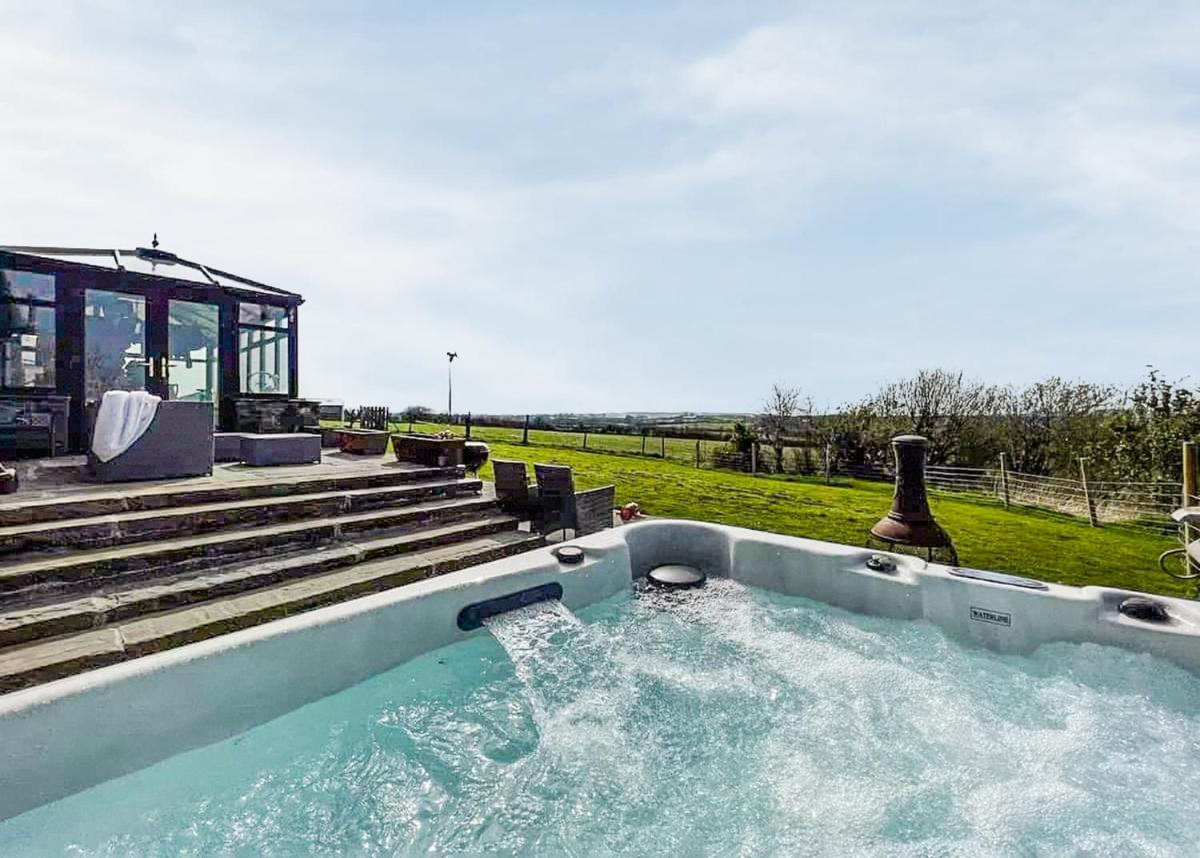 Glan Morfa Lodge Retreat - Housity