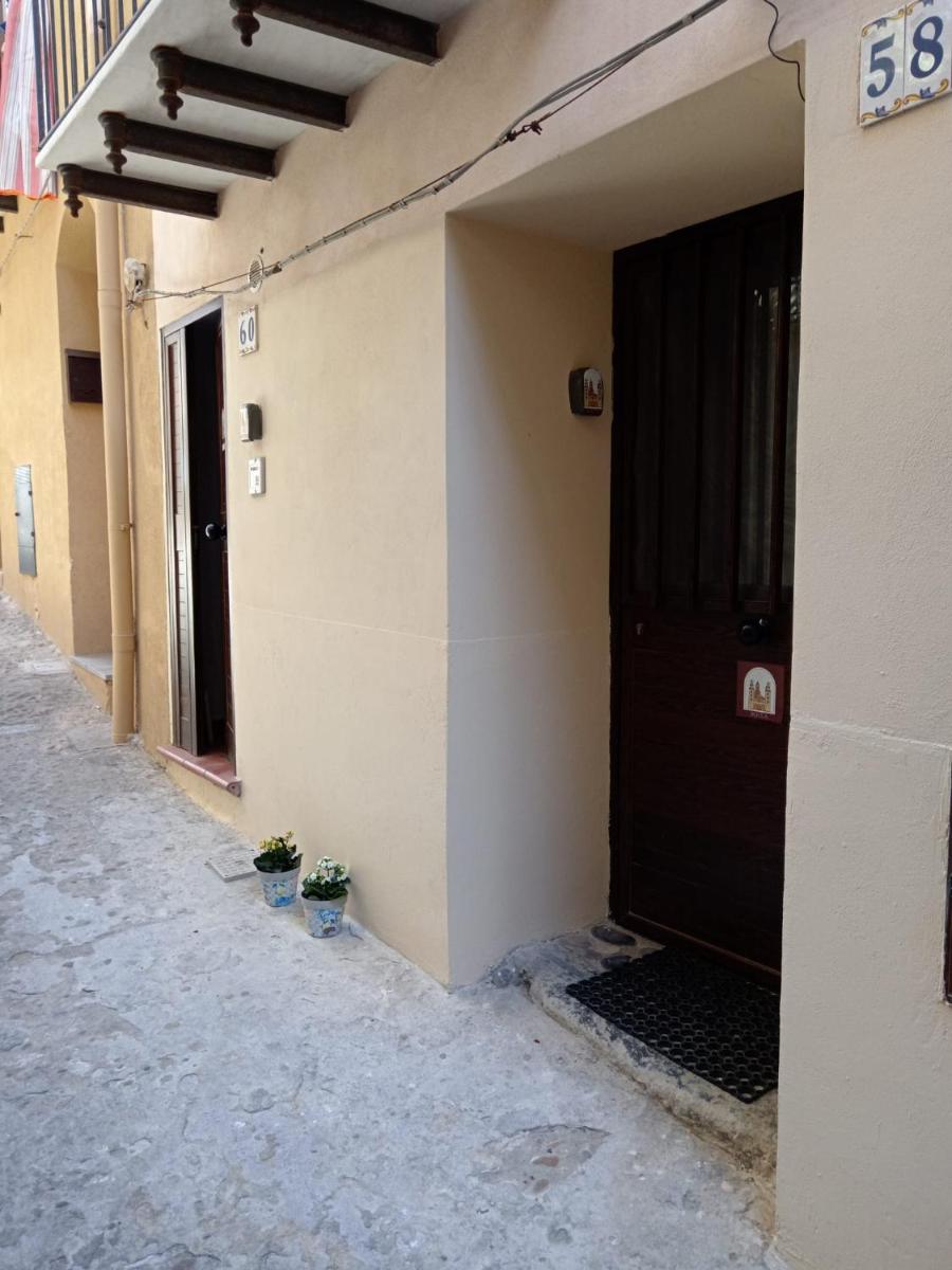 Rocca&Torre Houses - Housity