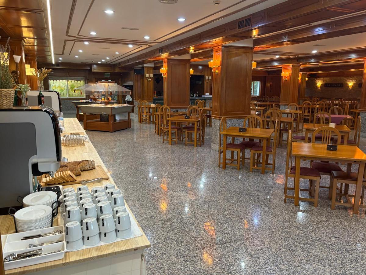 Hotel Los Olmos - Housity