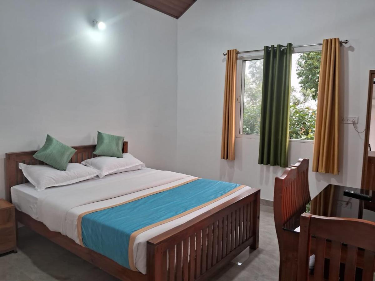 Blackcherry Munnar - Housity