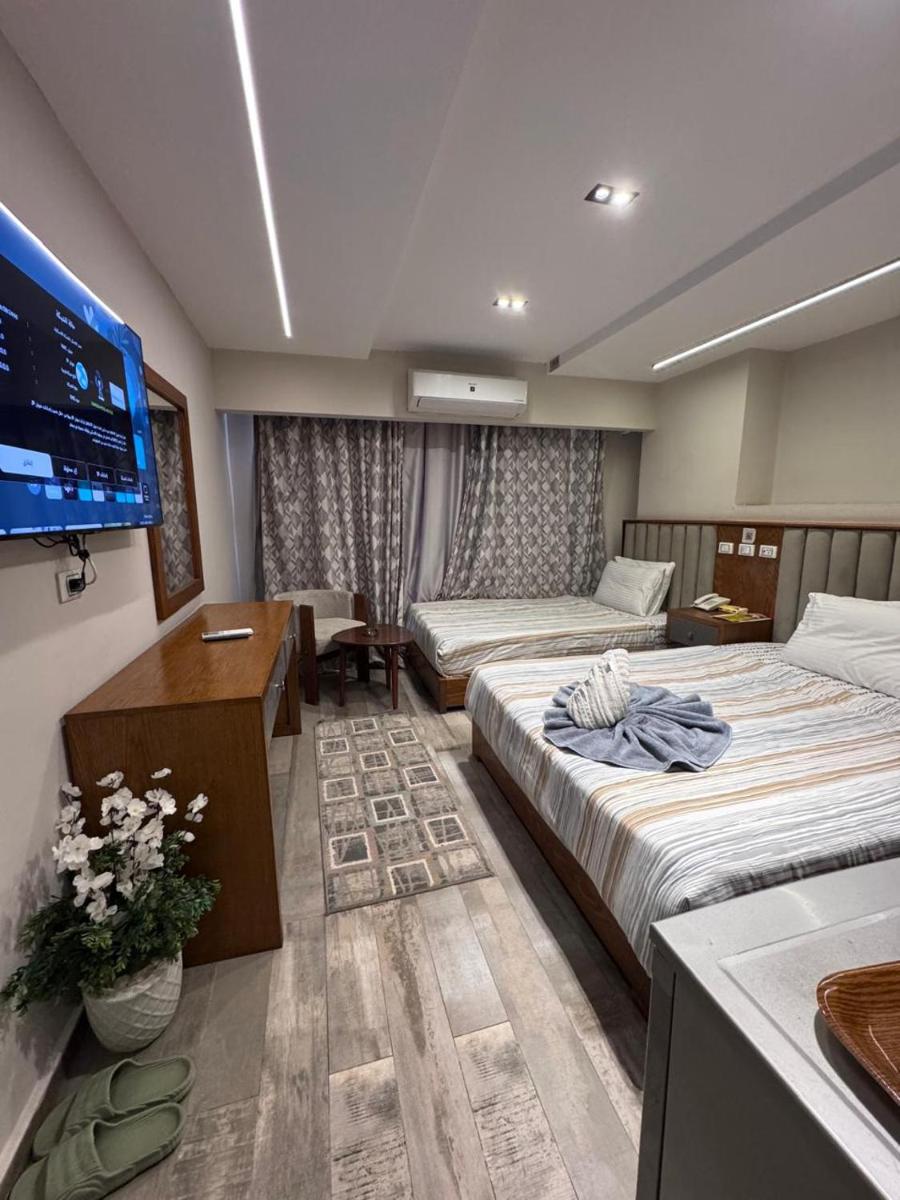 Garden City Plaza Hotel - Hizvo