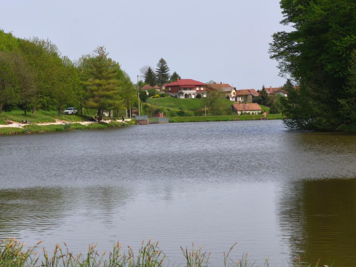 Family apartman Vinica - Housity