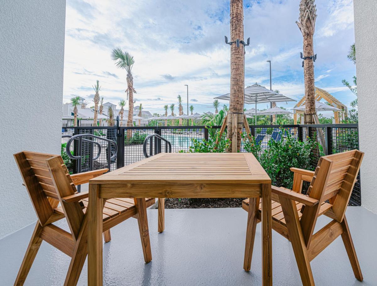 The Perry Hotel Naples - Housity