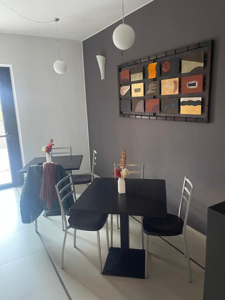 Rooms affittacamere - Housity