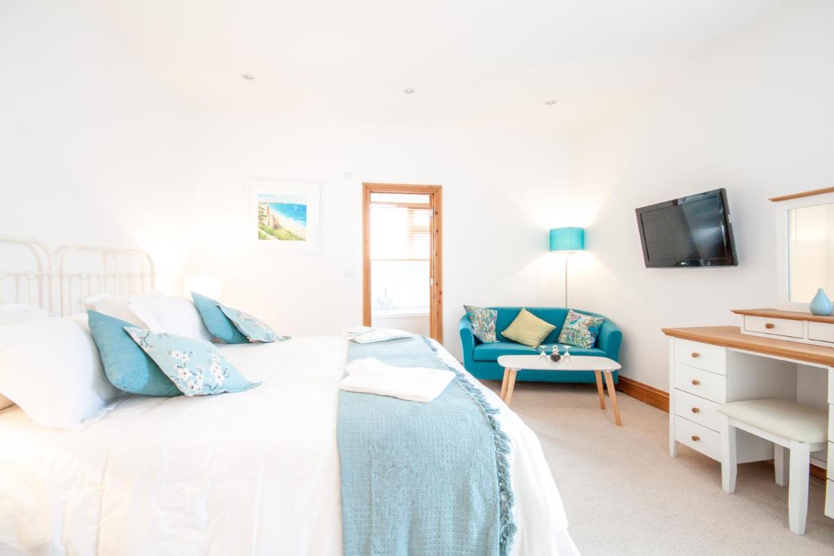 Padstow Bed & Breakfast - Housity