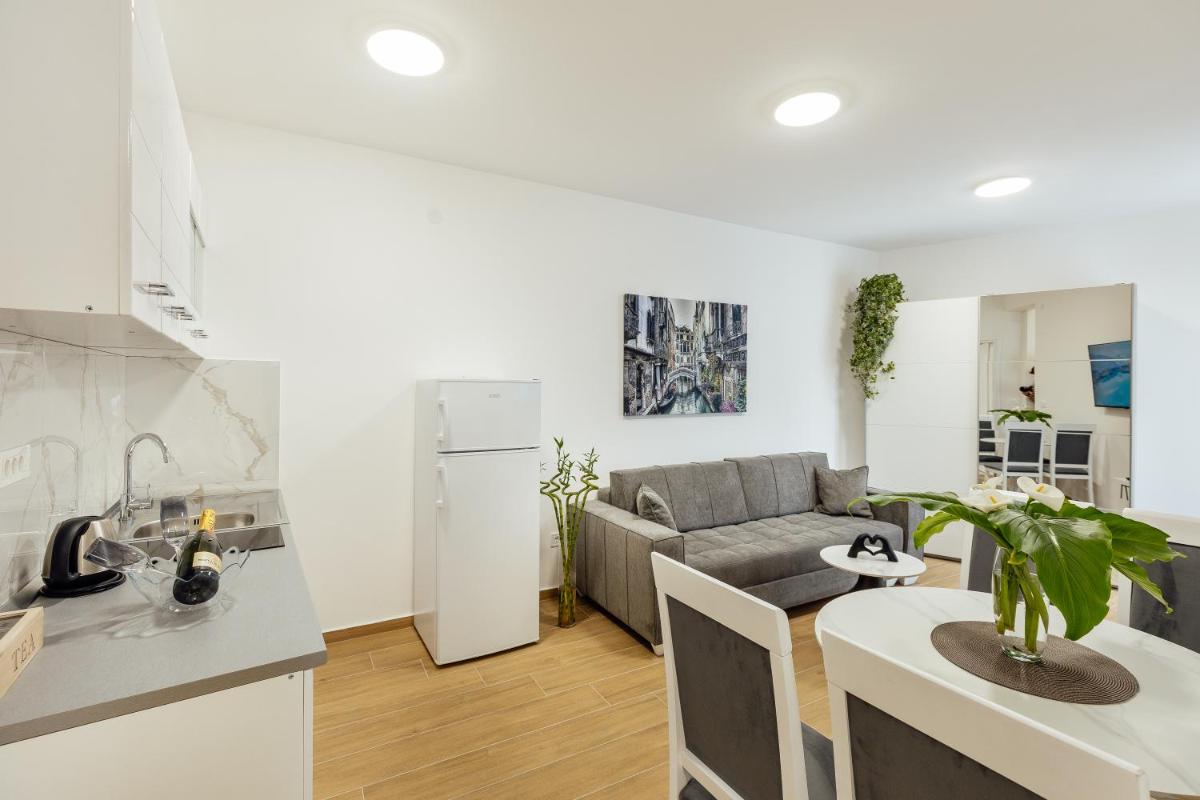 Apartments Ivo Herceg Novi - Housity