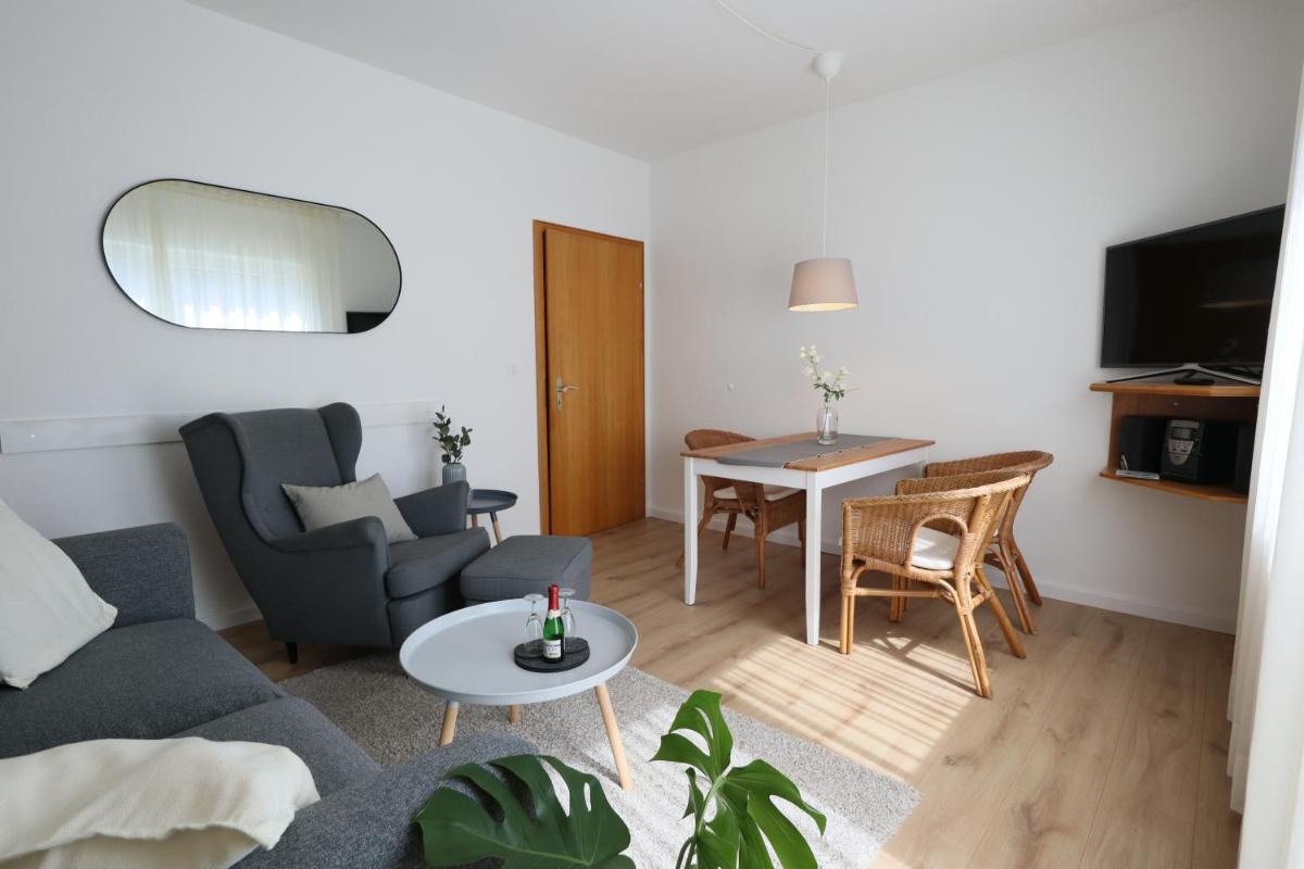 Ferienwohnung Wiesengrund - Housity