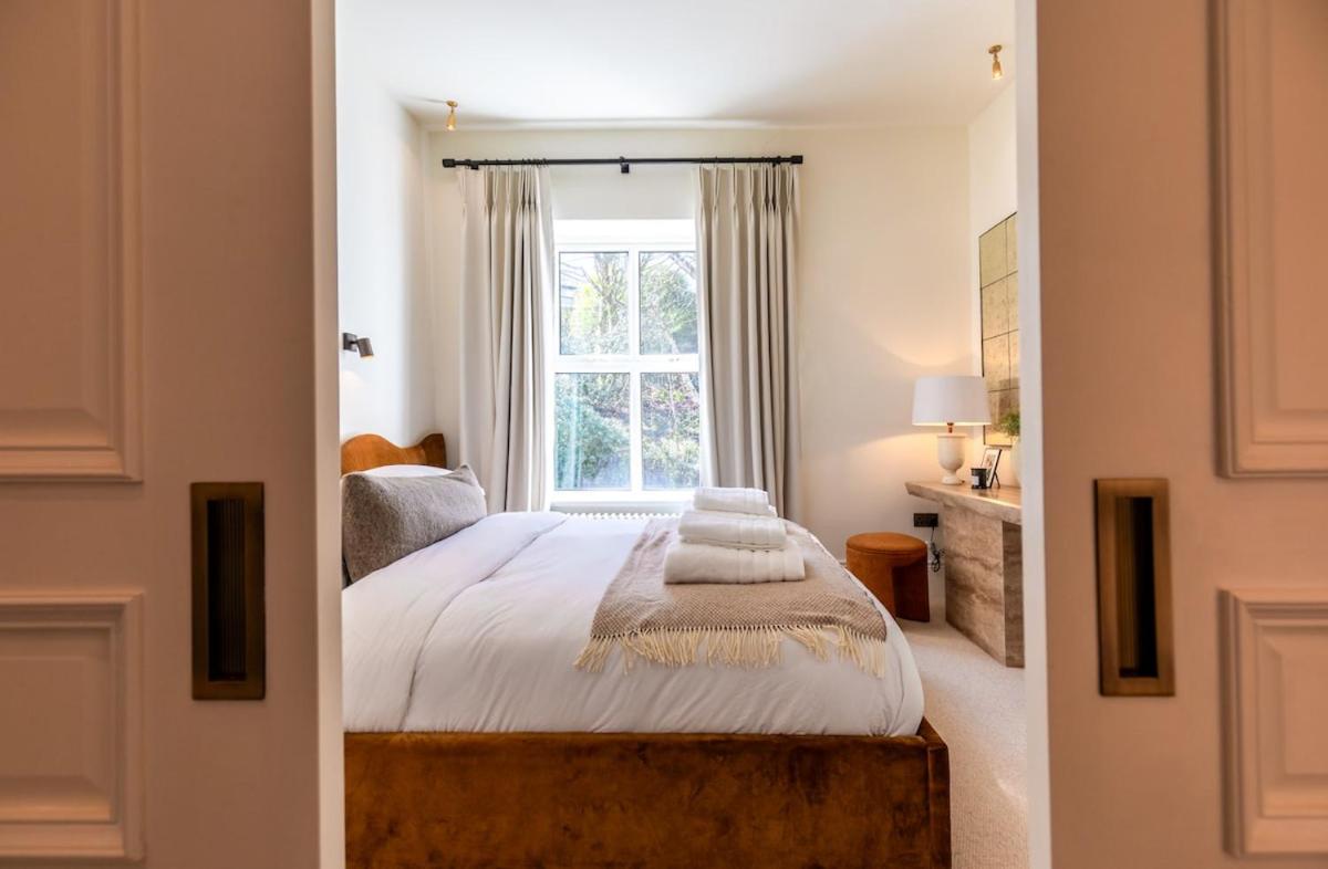 Alfred's Ramsbottom - Suite Two - Housity