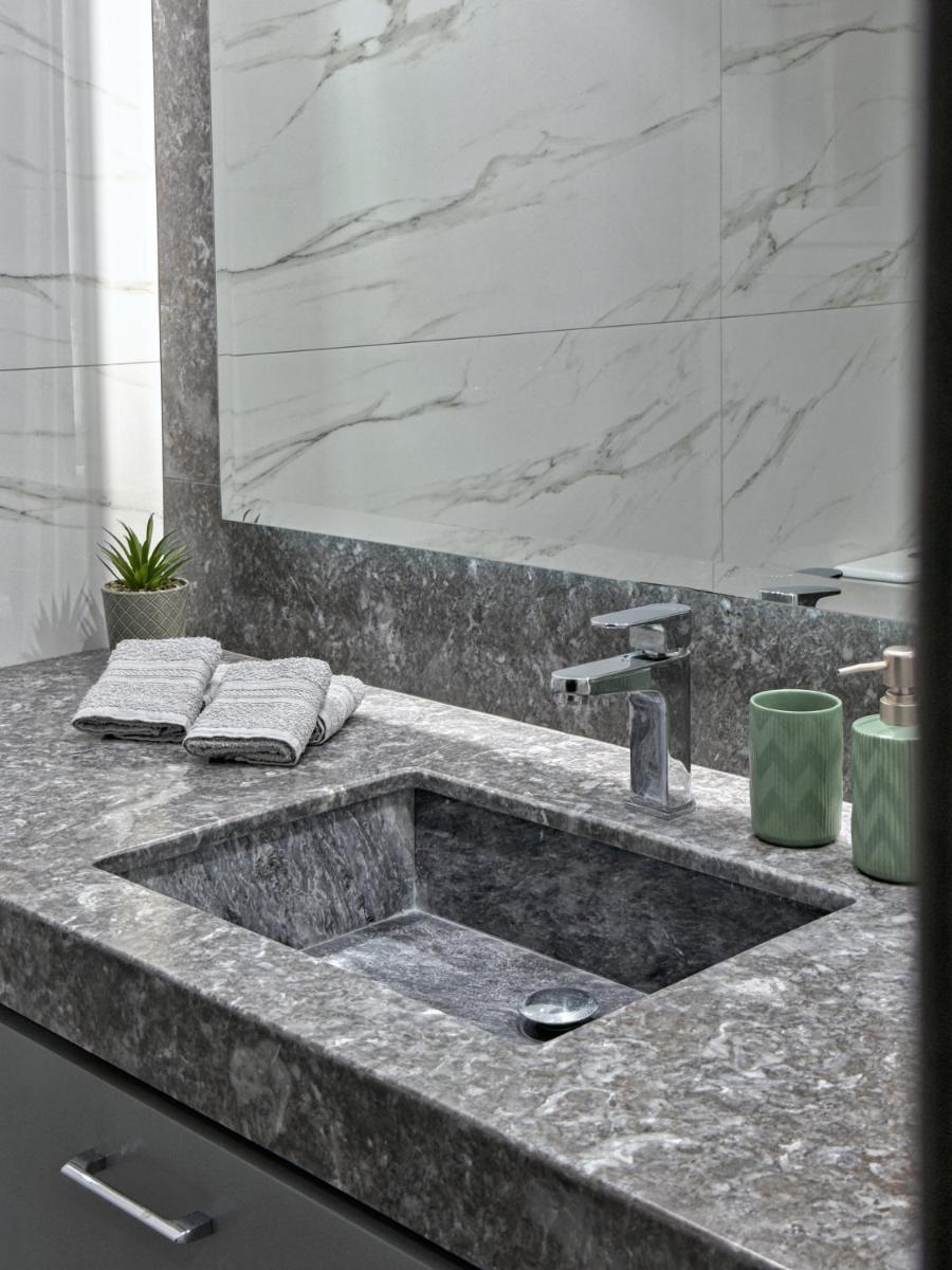 Kilada Luxury Apartment 1 - Housity