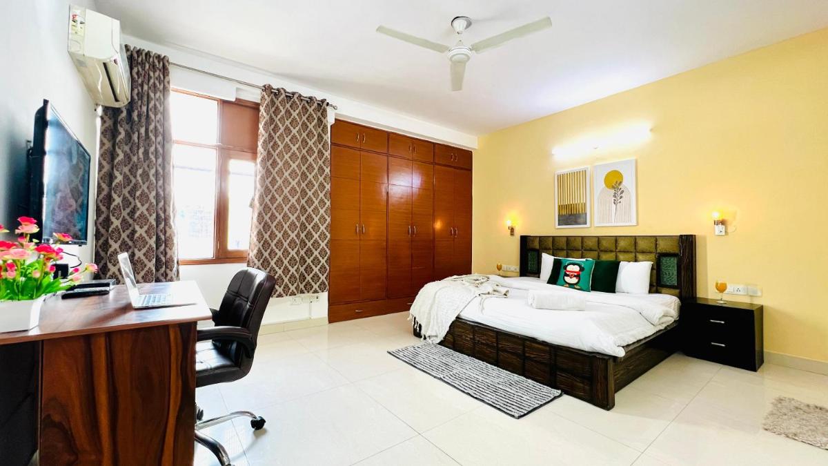 BluO Classic 1BHK - Defence Colony Market - Housity