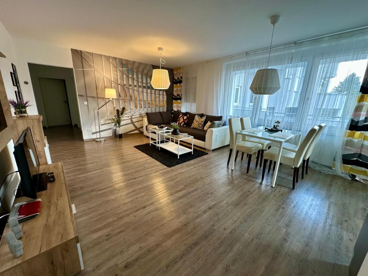 Time Out Apartments - Hizvo