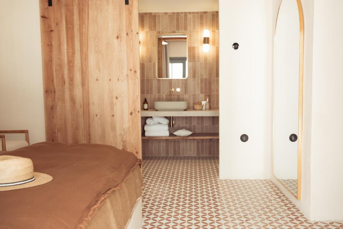 Cama o camas de una habitación en Nomad Hotel & Spa Altea
