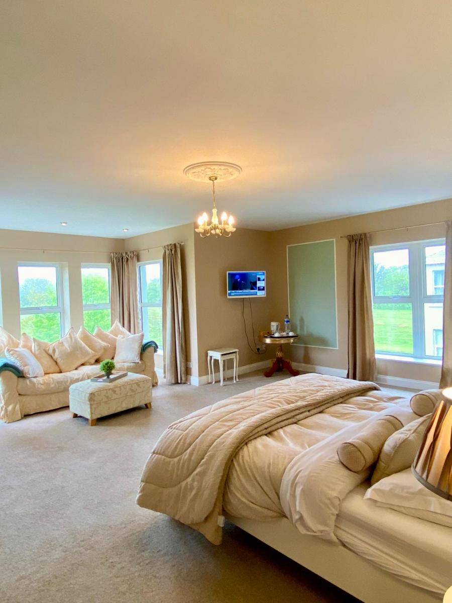 Rossmanagher House - Housity