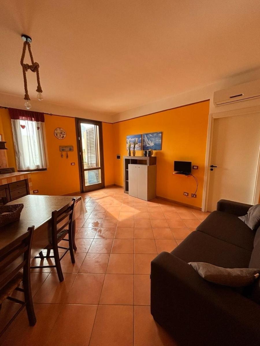 Orange House Favignana - Housity