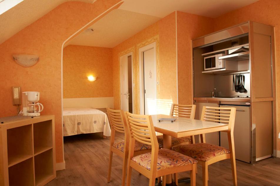 Le Bretagne - Housity