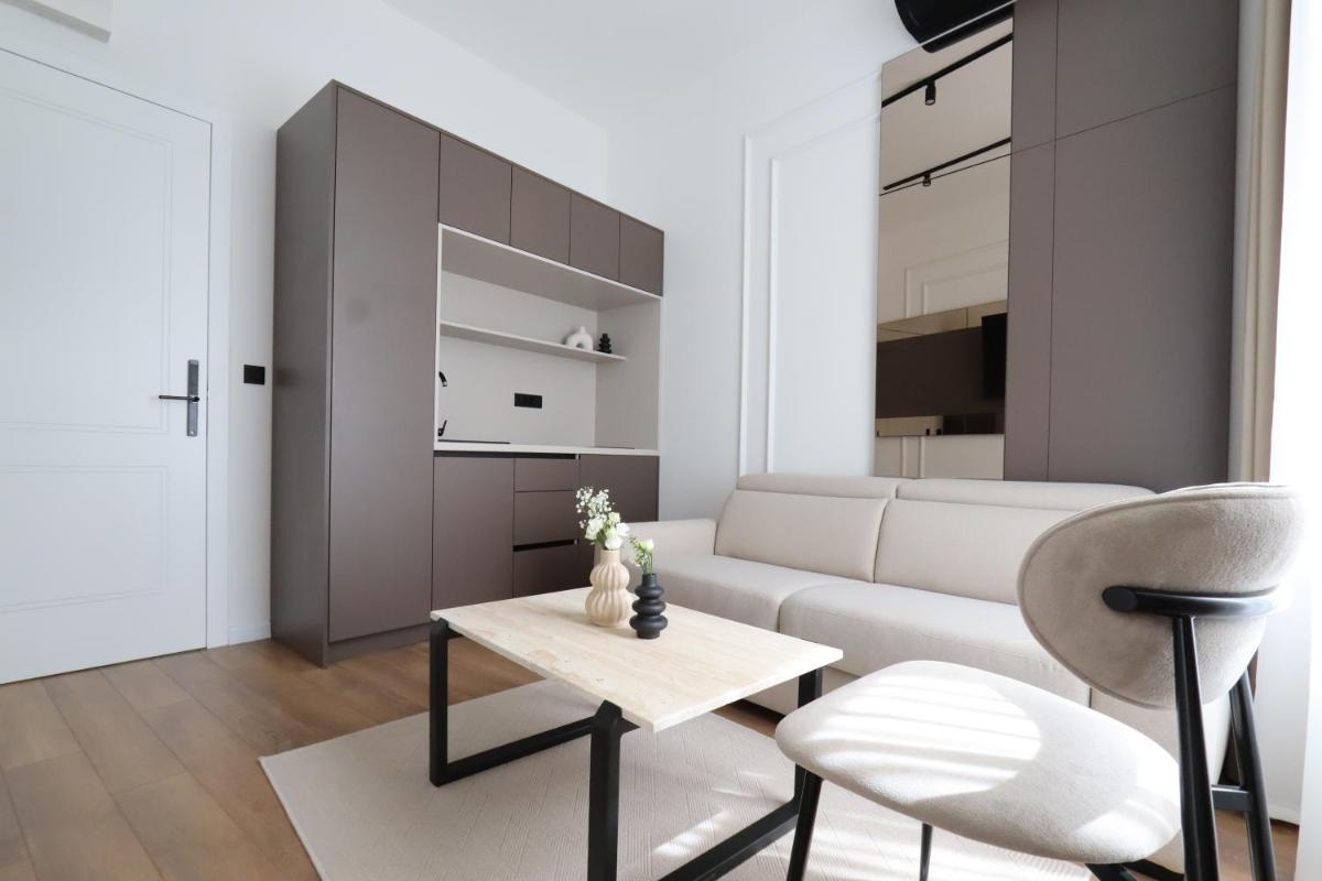 Din Luxury Apartments - Housity