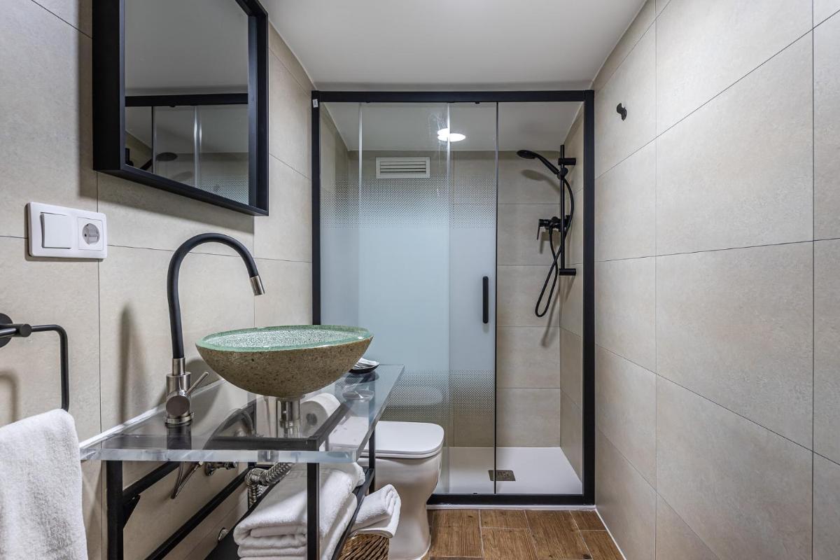 Apartamentos Jardines - Housity