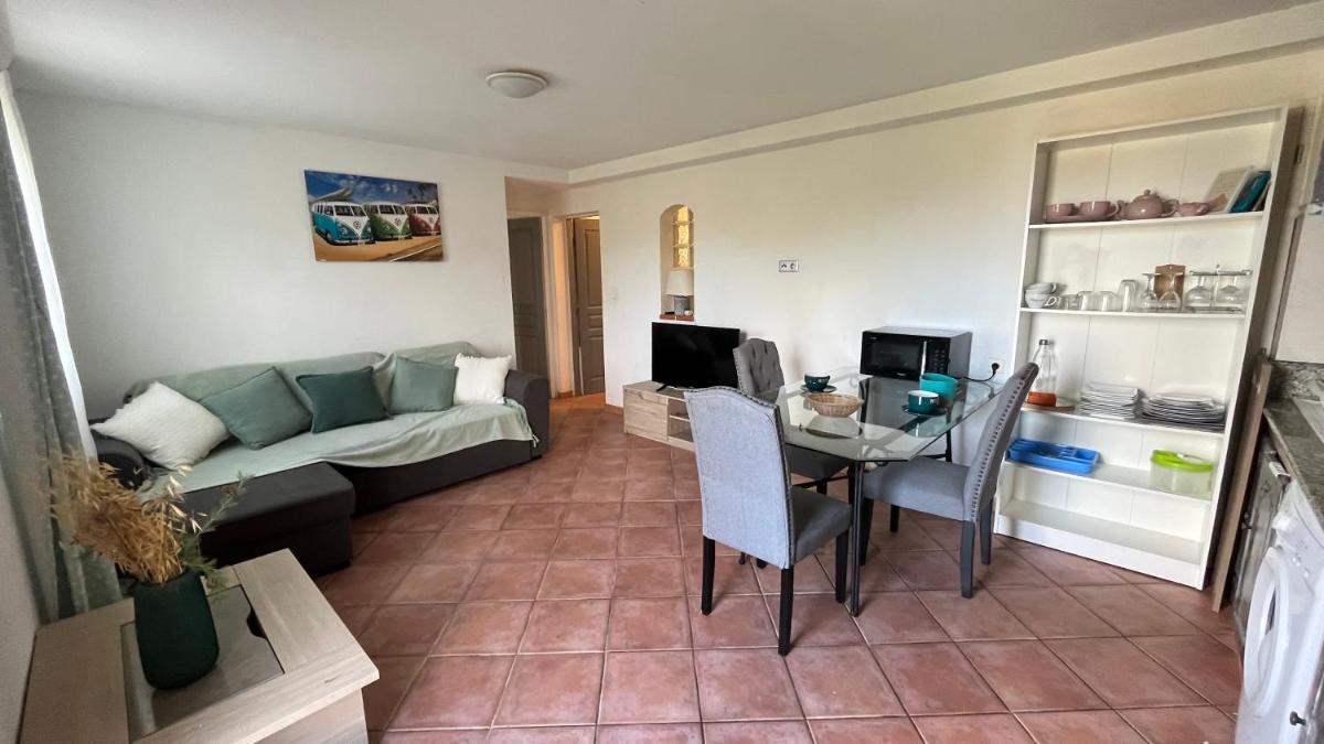 Le Gozzi - Housity