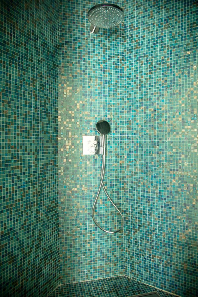 Salle de bains dans l'établissement Hôtel & Spa Villa Seren